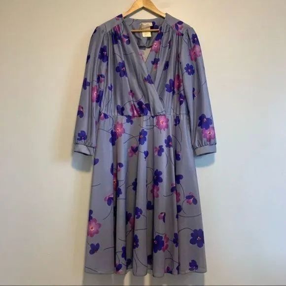 Vintage floral dress pleated shoulder puff sleeves v neckline plus size 16 1/2 - Picture 1 of 8